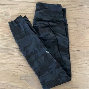 Lululemon fast n free camo legging size 4